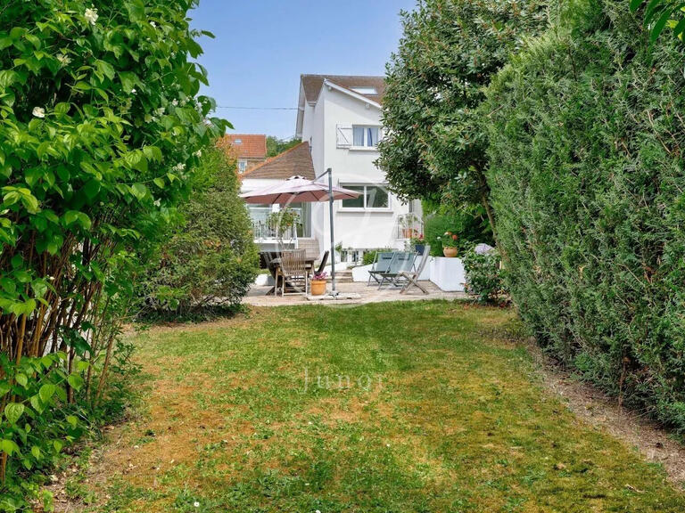 Maison Rueil-Malmaison - 4 chambres - 206m²