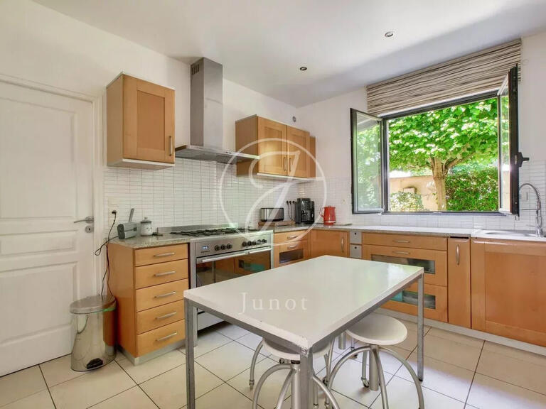 Maison Rueil-Malmaison - 5 chambres - 288m²