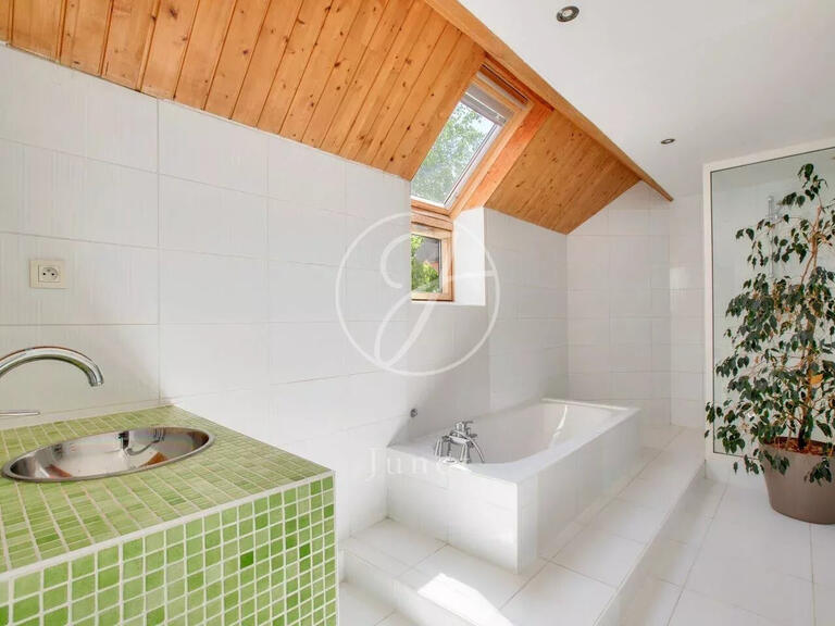 Maison Rueil-Malmaison - 5 chambres - 288m²