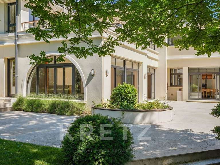 Maison Rueil-Malmaison - 400m²