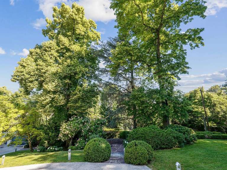 Maison Rueil-Malmaison - 6 chambres - 486m²