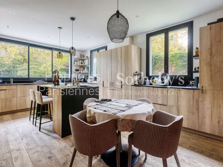 Maison Rueil-Malmaison - 6 chambres - 280m²