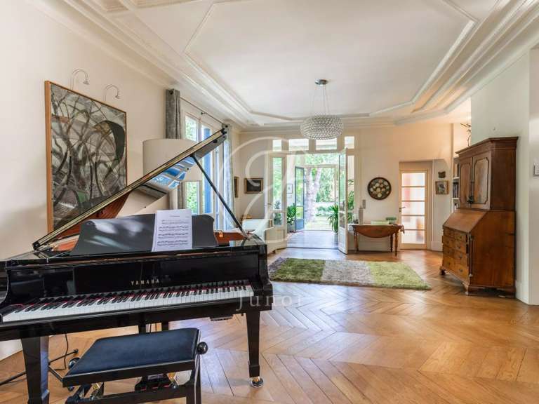 Maison Rueil-Malmaison - 6 chambres - 700m²