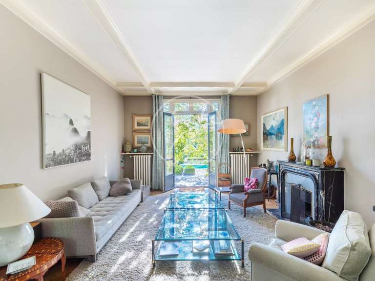 Maison Rueil-Malmaison - 6 chambres - 700m²