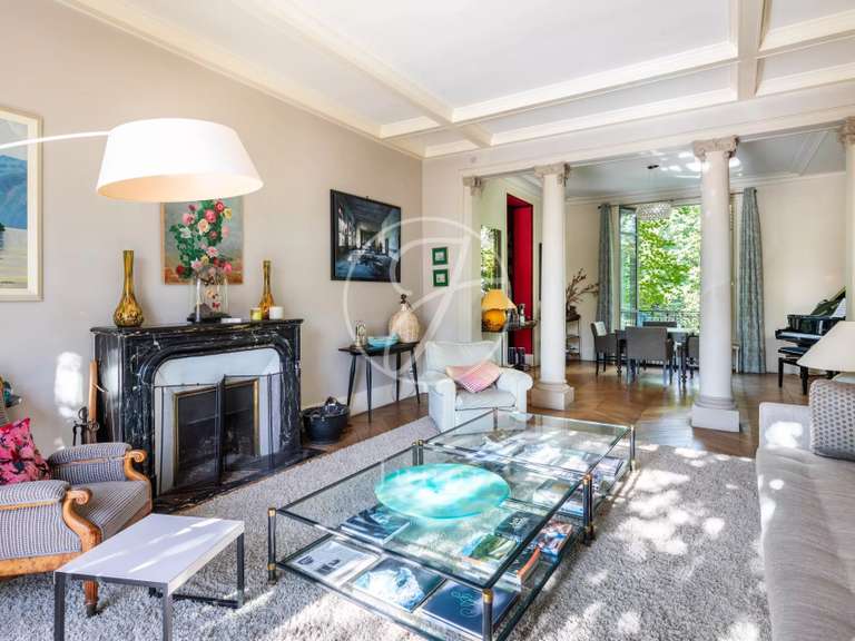 Maison Rueil-Malmaison - 6 chambres - 700m²