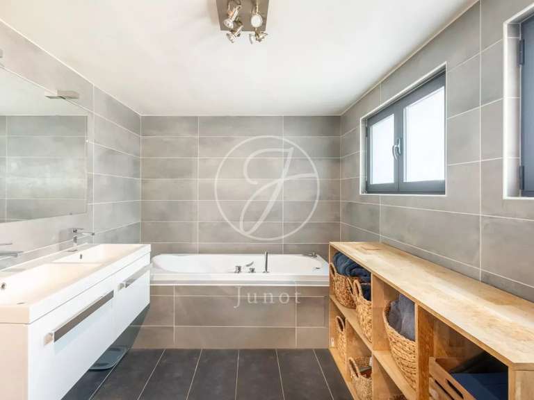 House Rueil-Malmaison - 7 bedrooms - 392m²