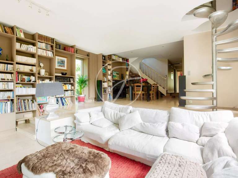 Maison Rueil-Malmaison - 5 chambres - 252m²