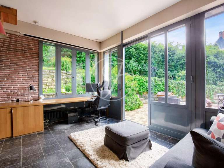 Maison Rueil-Malmaison - 5 chambres - 252m²