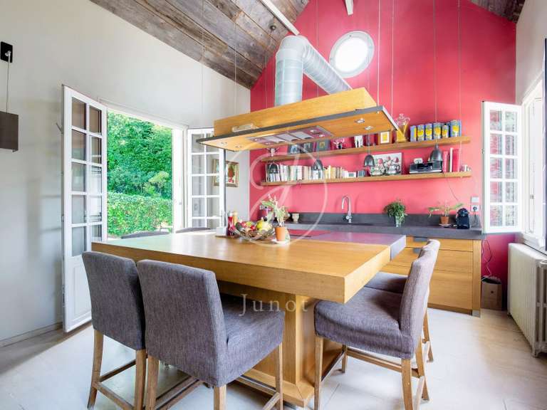 Maison Rueil-Malmaison - 5 chambres - 252m²