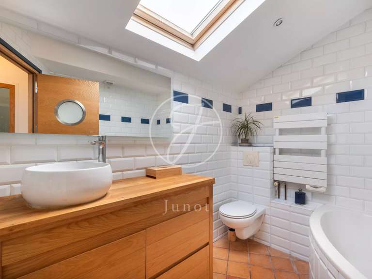 Maison Rueil-Malmaison - 4 chambres - 148m²