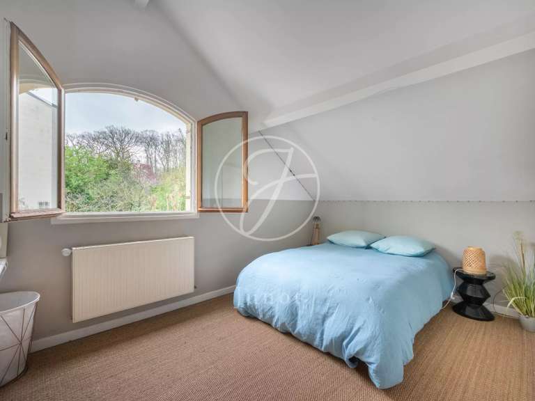 Maison Rueil-Malmaison - 4 chambres - 148m²