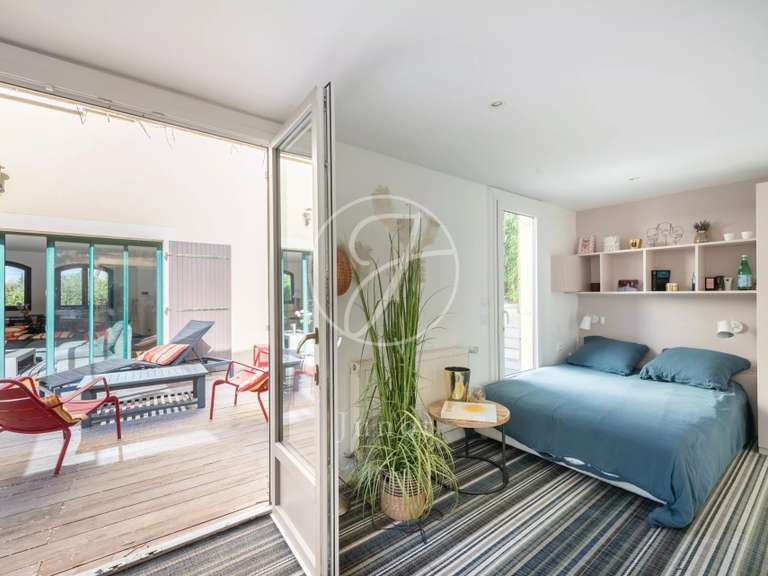 Maison Rueil-Malmaison - 4 chambres - 148m²