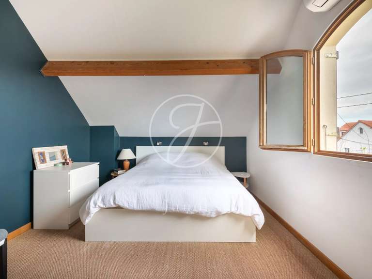 Maison Rueil-Malmaison - 4 chambres - 148m²