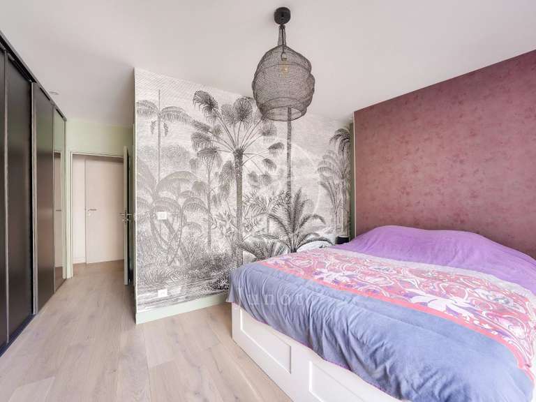 House Rueil-Malmaison - 3 bedrooms - 141m²