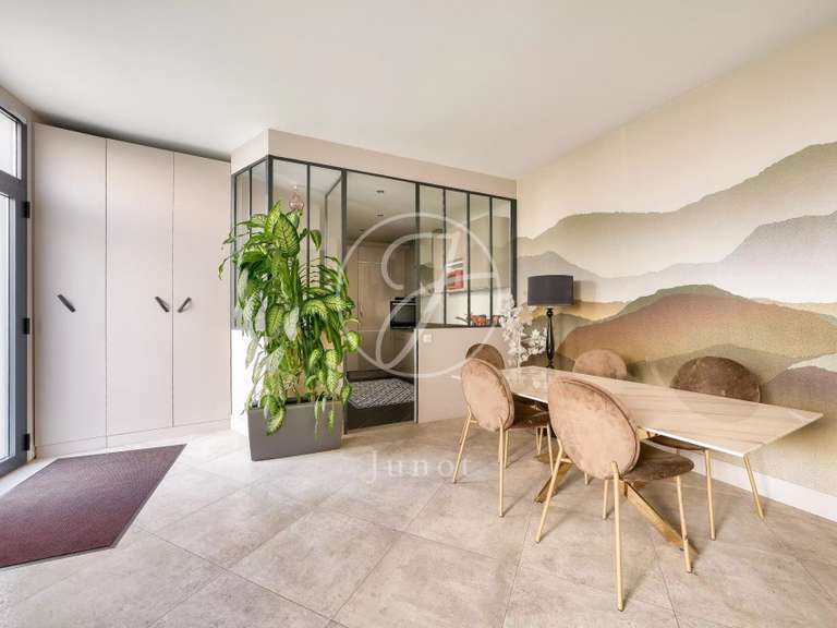 House Rueil-Malmaison - 3 bedrooms - 141m²