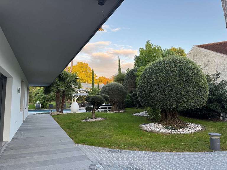 House Rueil-Malmaison - 4 bedrooms