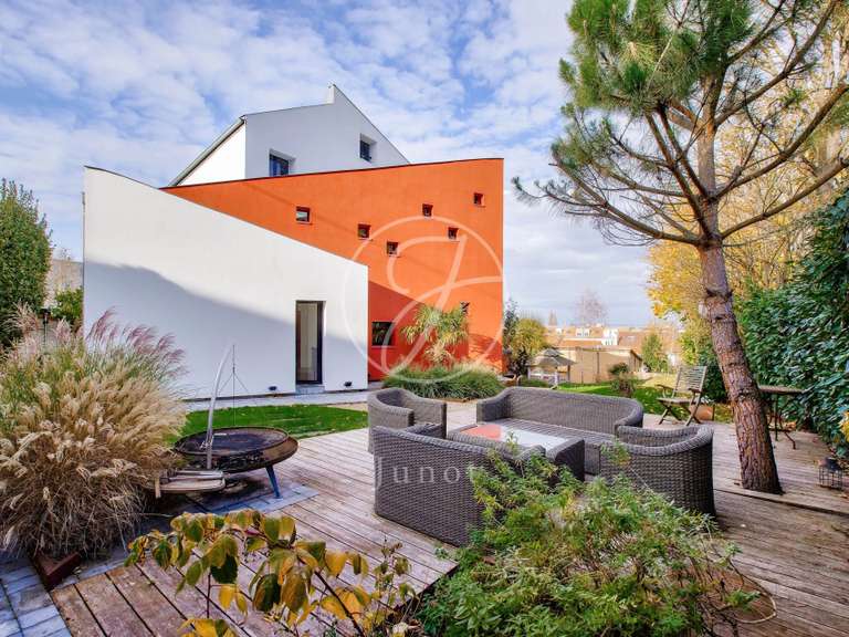 House Rueil-Malmaison - 7 bedrooms - 300m²