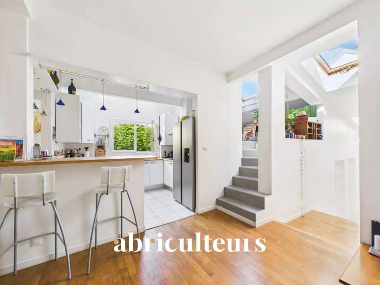 Maison Rueil-Malmaison - 3 chambres - 161m²