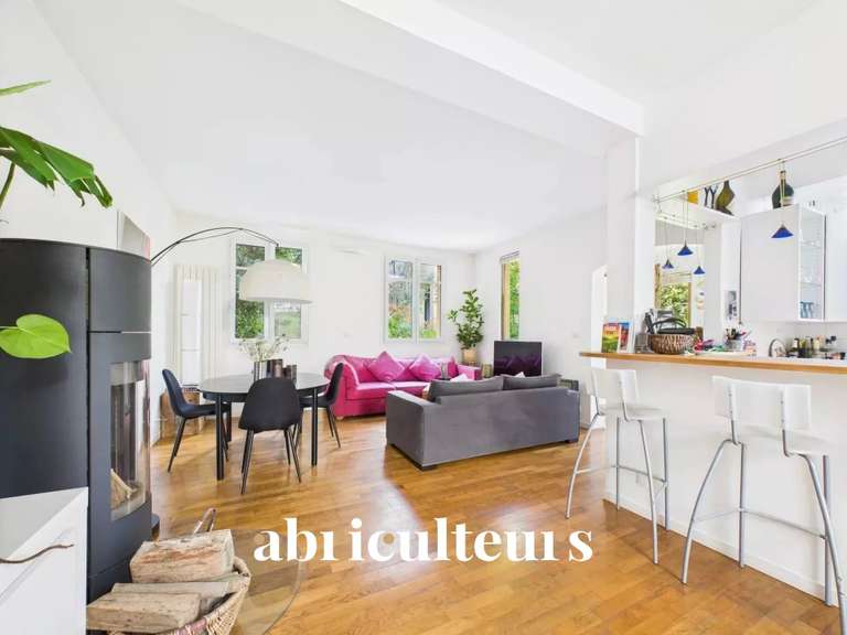 Maison Rueil-Malmaison - 3 chambres - 161m²