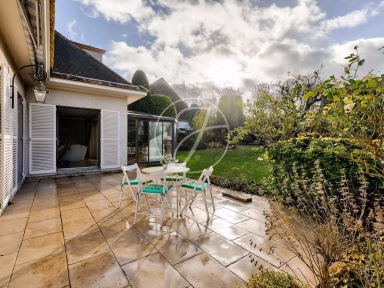 House Rueil-Malmaison - 7 bedrooms - 363m²
