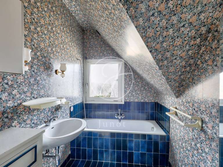 House Rueil-Malmaison - 7 bedrooms - 363m²