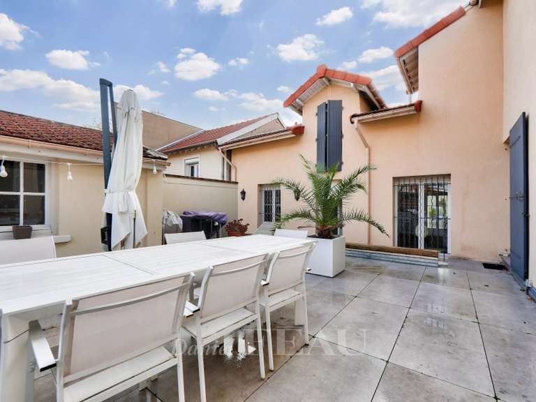 Maison Rueil-Malmaison - 3 chambres - 172m²