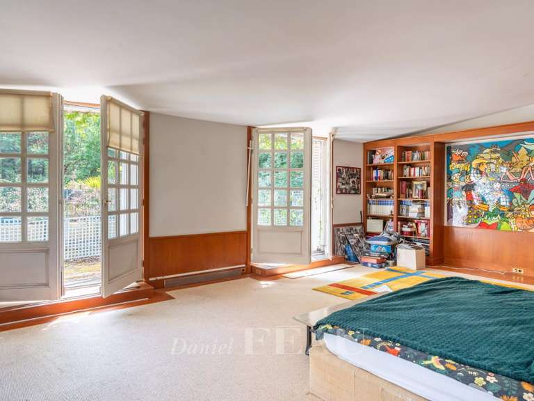 Maison Rueil-Malmaison - 6 chambres - 557m²