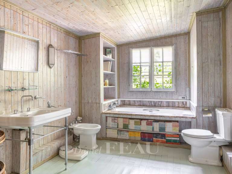 Maison Rueil-Malmaison - 6 chambres - 557m²