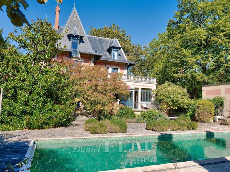 Maison Rueil-Malmaison - 6 chambres - 538m²