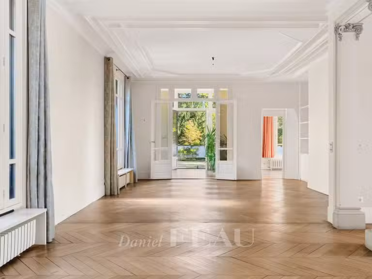 Maison Rueil-Malmaison - 6 chambres - 538m²