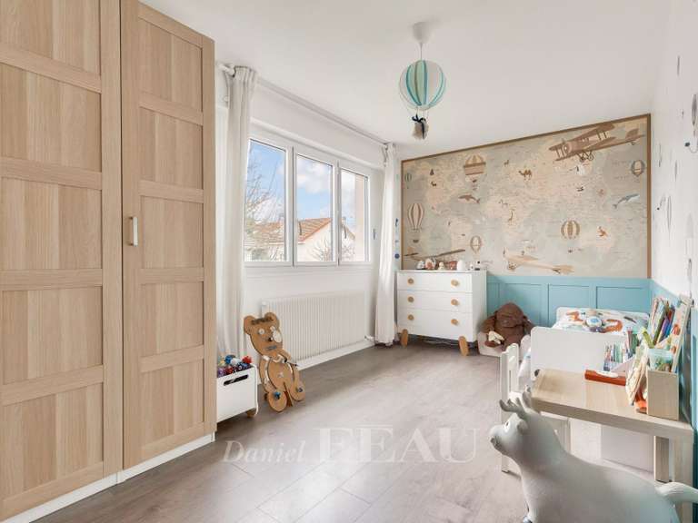 Maison Rueil-Malmaison - 4 chambres - 180m²