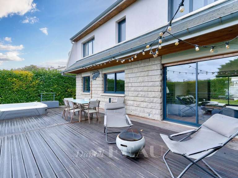 Maison Rueil-Malmaison - 4 chambres - 180m²