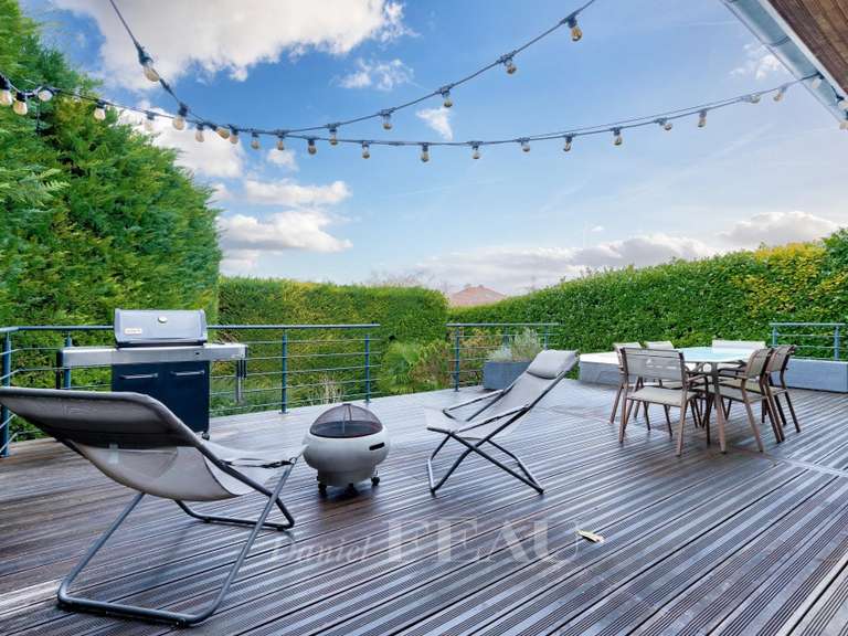 Maison Rueil-Malmaison - 4 chambres - 180m²