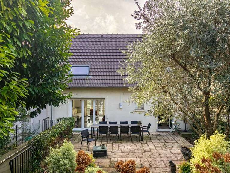 House Rueil-Malmaison - 5 bedrooms