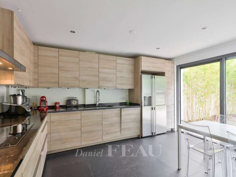 Maison Rueil-Malmaison - 6 chambres - 398m²
