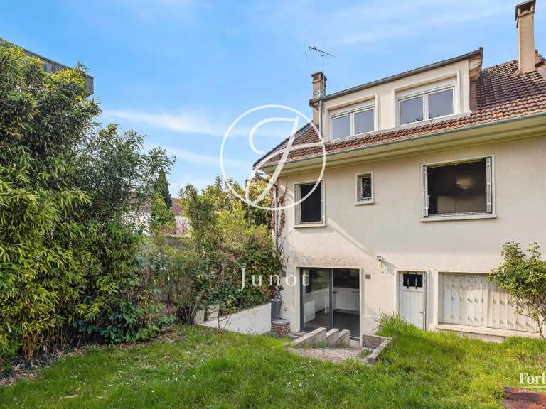 Maison Rueil-Malmaison - 5 chambres - 185m²
