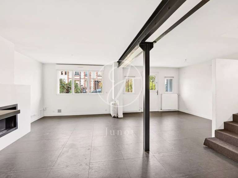 Maison Rueil-Malmaison - 5 chambres - 185m²