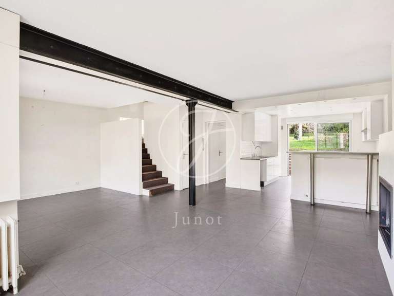 Maison Rueil-Malmaison - 5 chambres - 185m²