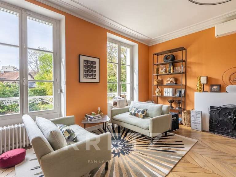 Maison Rueil-Malmaison - 5 chambres - 280m²