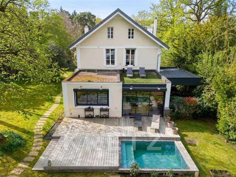 Maison Rueil-Malmaison - 5 chambres - 280m²