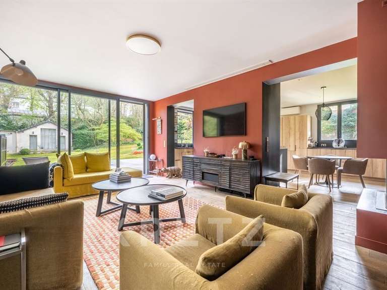 Maison Rueil-Malmaison - 5 chambres - 280m²