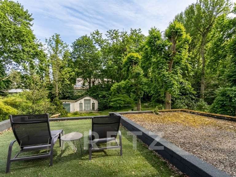 Maison Rueil-Malmaison - 5 chambres - 280m²