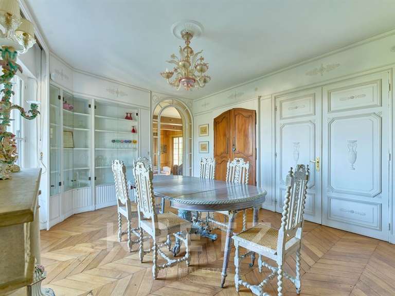 Maison Rueil-Malmaison - 6 chambres - 500m²