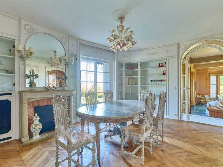 Maison Rueil-Malmaison - 6 chambres - 423m²