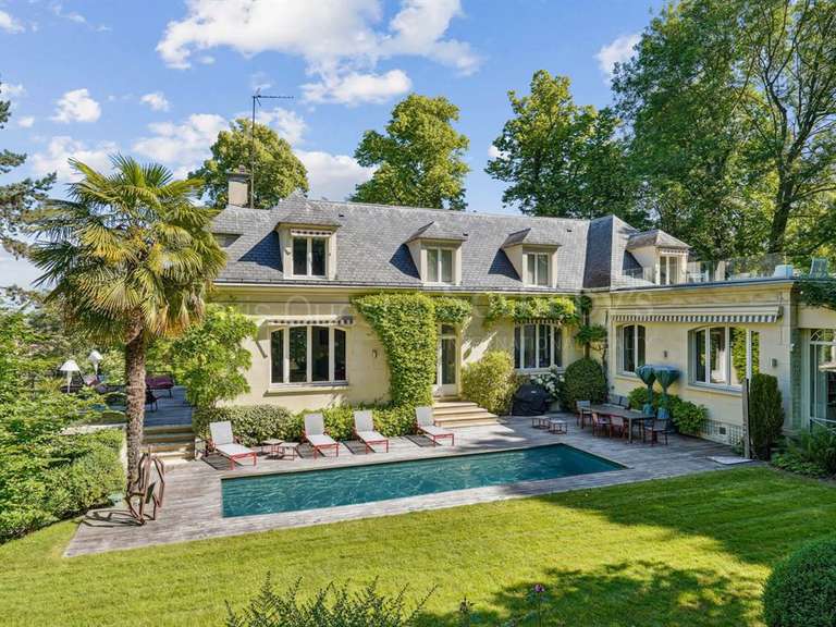 Maison Rueil-Malmaison - 6 chambres - 486m²