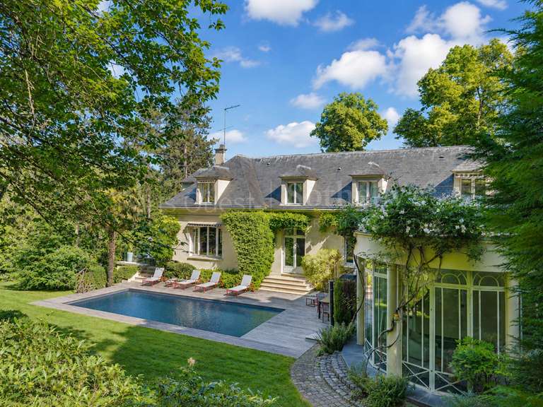 Maison Rueil-Malmaison - 6 chambres - 486m²