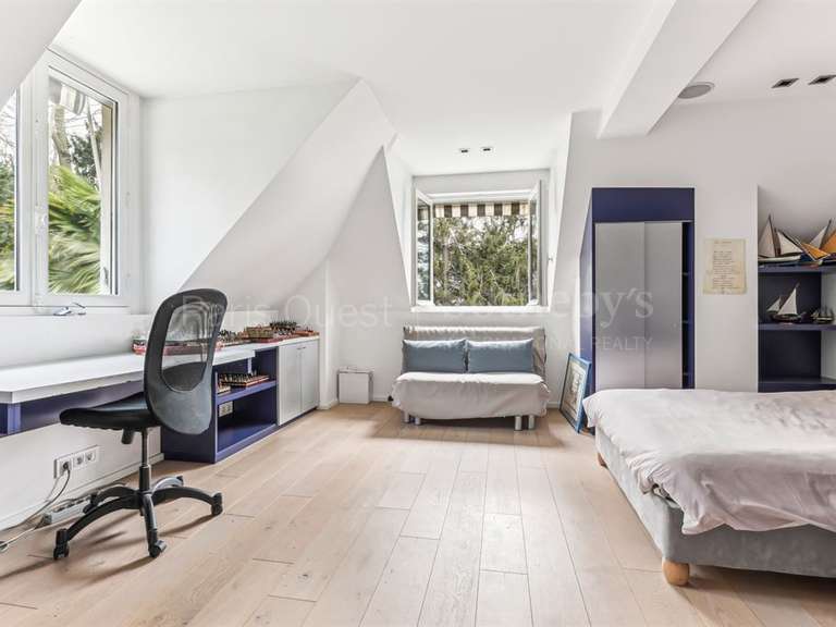 House Rueil-Malmaison - 6 bedrooms - 486m²