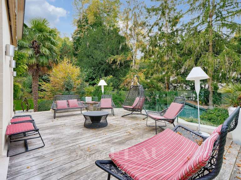 Maison Rueil-Malmaison - 6 chambres - 486m²