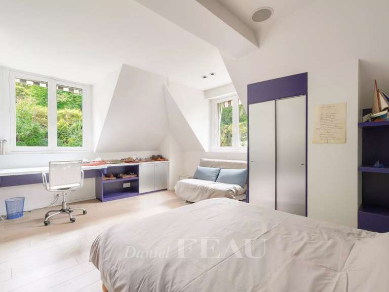 Maison Rueil-Malmaison - 6 chambres - 486m²