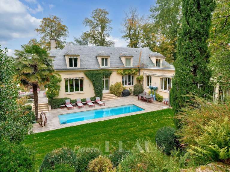 Maison Rueil-Malmaison - 6 chambres - 486m²